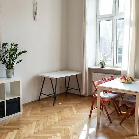 Apartment Sunny 63m2 Apt. City Center *